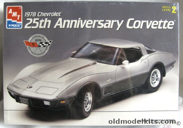 AMT 1/16 Chevrolet 1978 25th Anniversary Corvette, 6705 plastic model kit